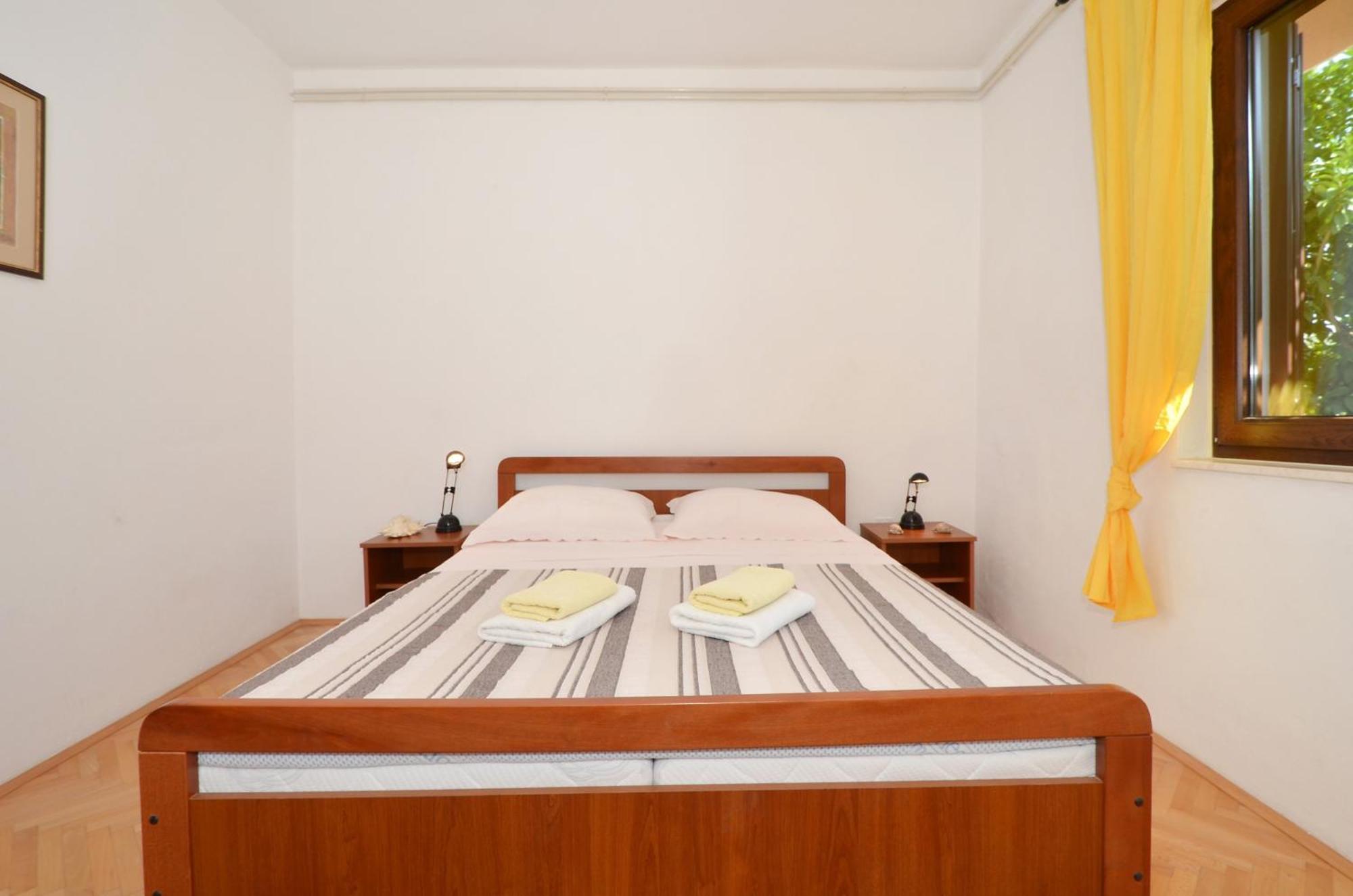 Apartments By The Sea Slatine, Ciovo - 12176 Номер фото